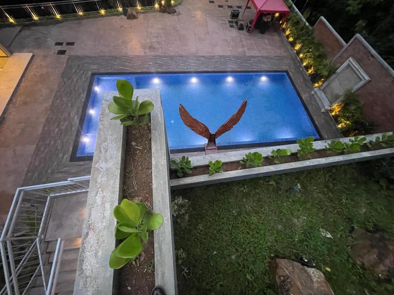 Hotel Grand Amanee Ratnapura Exterior photo